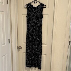 Elegant Black and Silver Sleeveless Dress